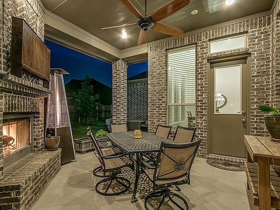 3rd image of 11017 Longleaf Ln