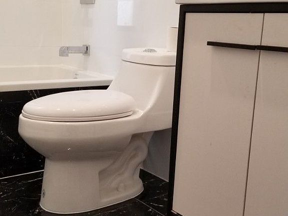 5th image of 85 Vermilyea Ave APT 11