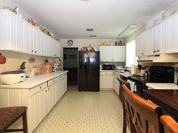 5th image of 1404 N Park Ave