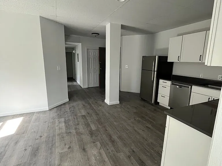Apartments in the HEart of downtown Bozeman! — Photo 8