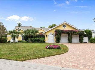 7521 Cordoba Cir, Naples, FL 34109