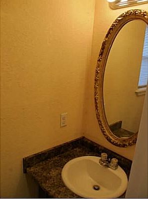 5th image of 4517 Carter Creek Pkwy APT 6