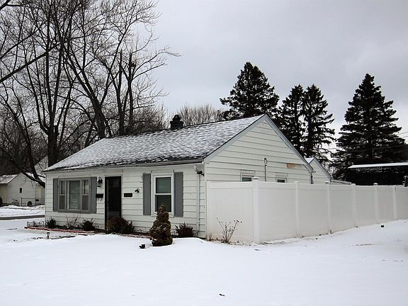 3rd image of 4101 23rd Ave