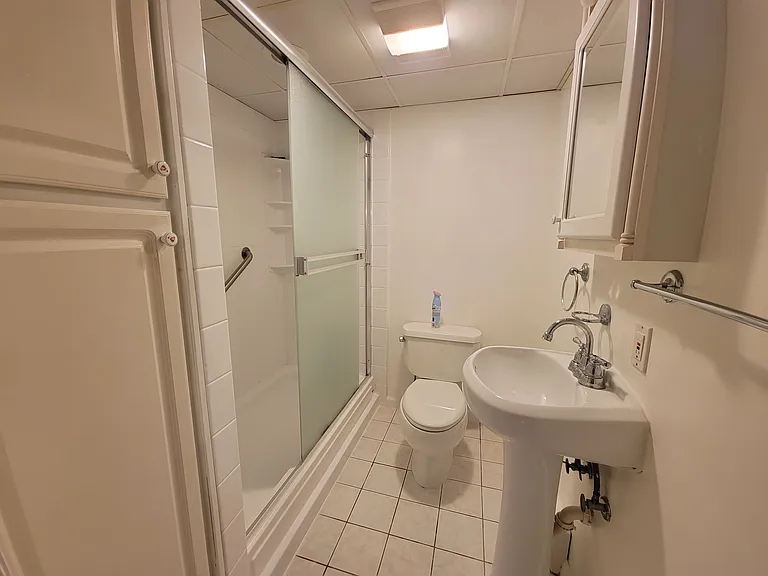36 Market St #2 — Photo 4