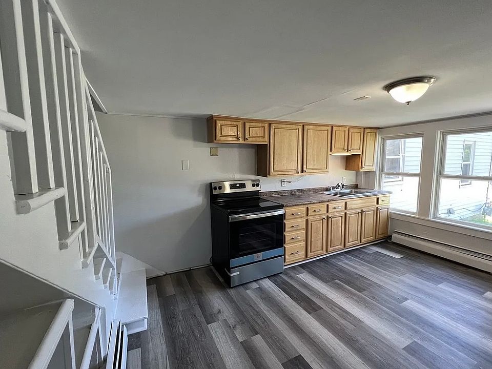 1st image of 63 E Bow St APT 3