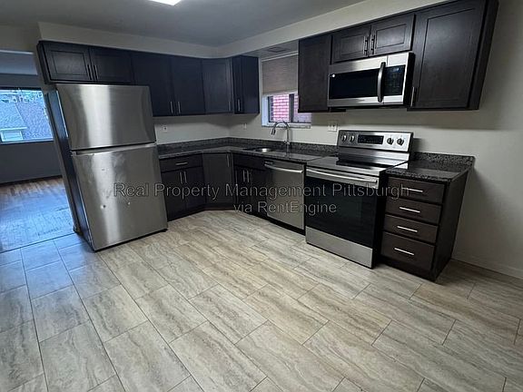 5th image of 16 Sumner Ave #2