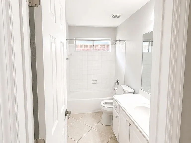 31 Auburn Path Dr — Photo 19