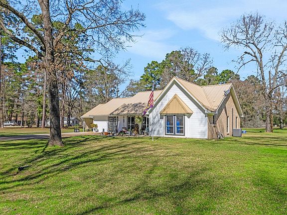 4th image of 144 Thornton Rd