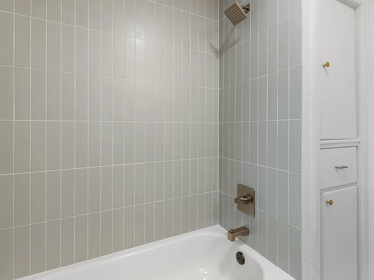 513 Inwood Dr — Photo 13