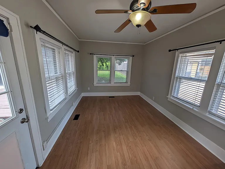 1244 S Gary Ave — Photo 15
