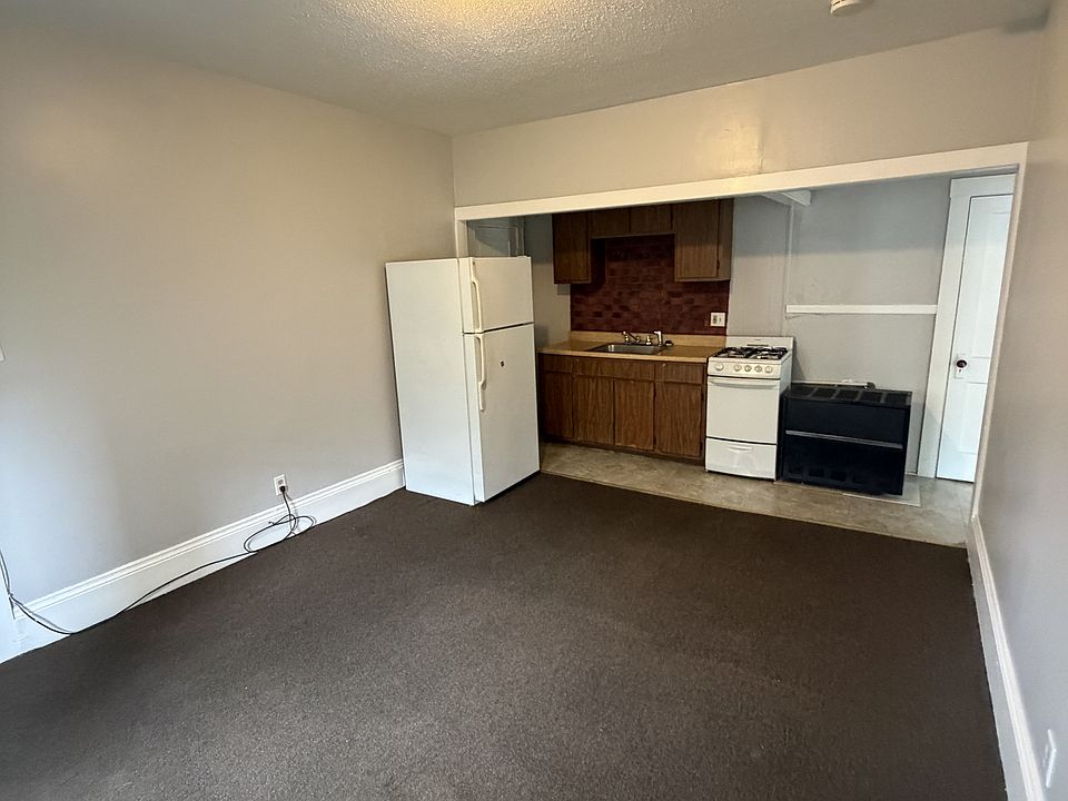 1st image of 238 Davis St #7
