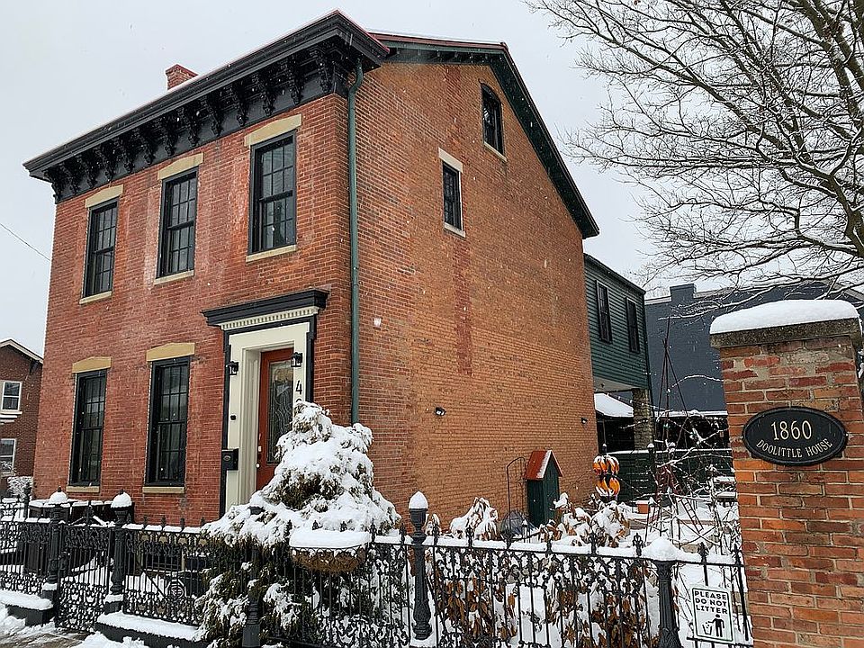 2nd image of 428 Jefferson St