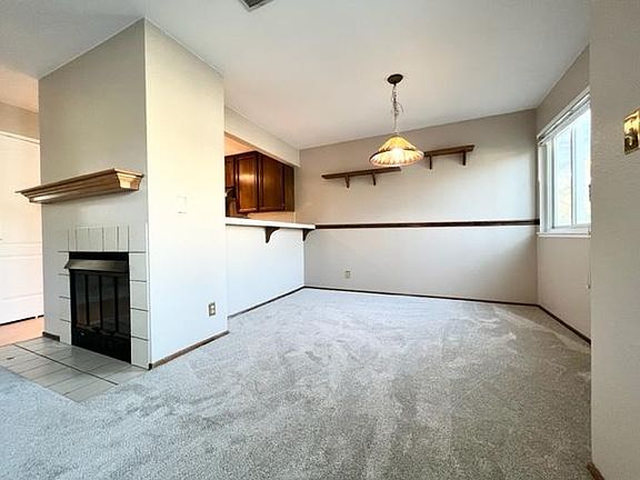 5th image of 4850 Pine Forest Pl