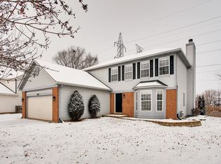 202 Tanager Ct, Romeoville, IL 60446