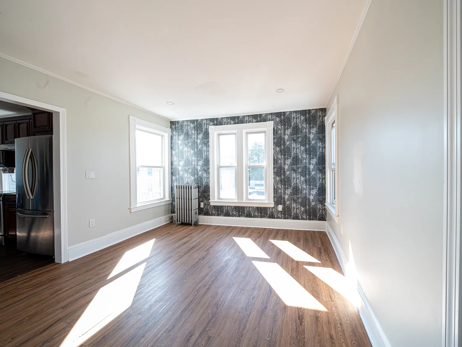 2 bed, 900 sqft, $2,550 — Photo 3