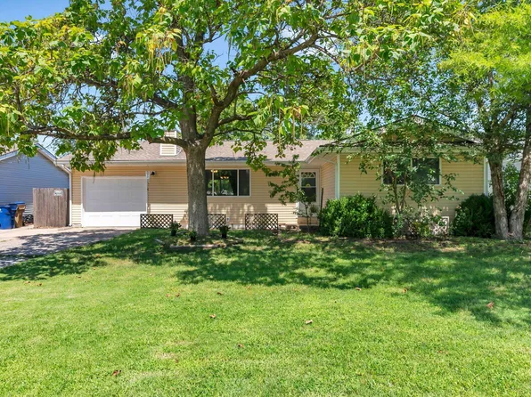 5902 W Franklin St, Wichita, KS 67212