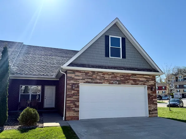 502 Persimmon Ln, Bridgeport, WV 26330