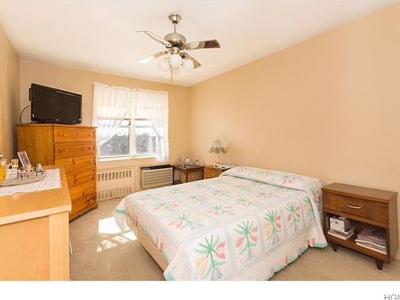 5th image of 7 Balint Dr APT 525