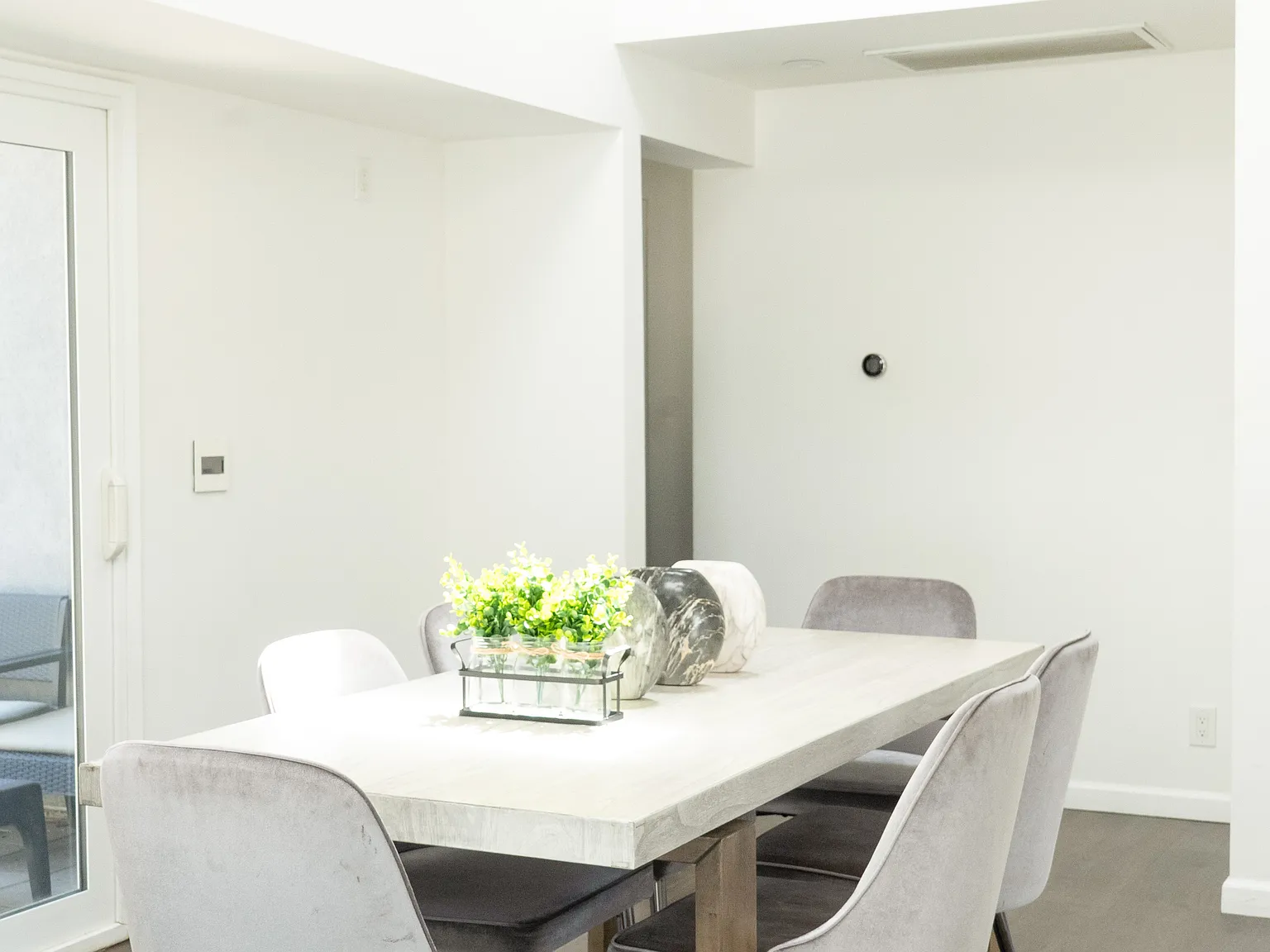 2 bed, 1344 sqft, $3,500 — Photo 2