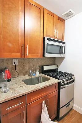 Rented by JK Dansar Corp | media 16