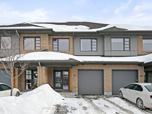 110 Larimar Cir, Ottawa, ON K1X 0B7