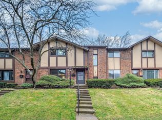 1S224 Ingersoll Ln, Villa Park, IL