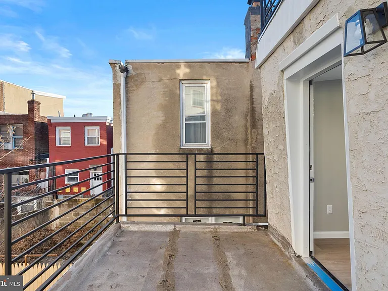 1203 Moore St — Photo 29