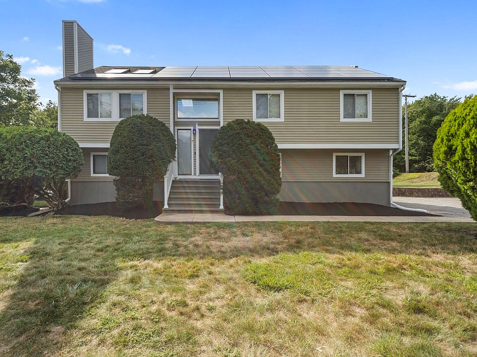1st image of 7 Cedar St