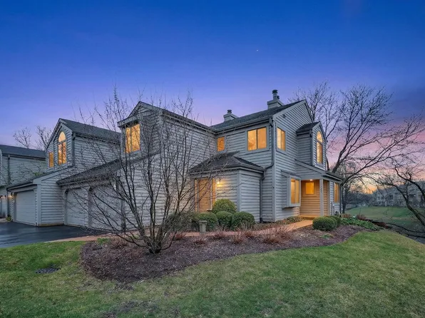 962 Shoreline Rd #898, Barrington, IL 60010