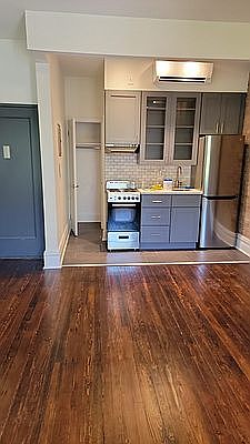 2nd image of 263 W 131st St #4BB