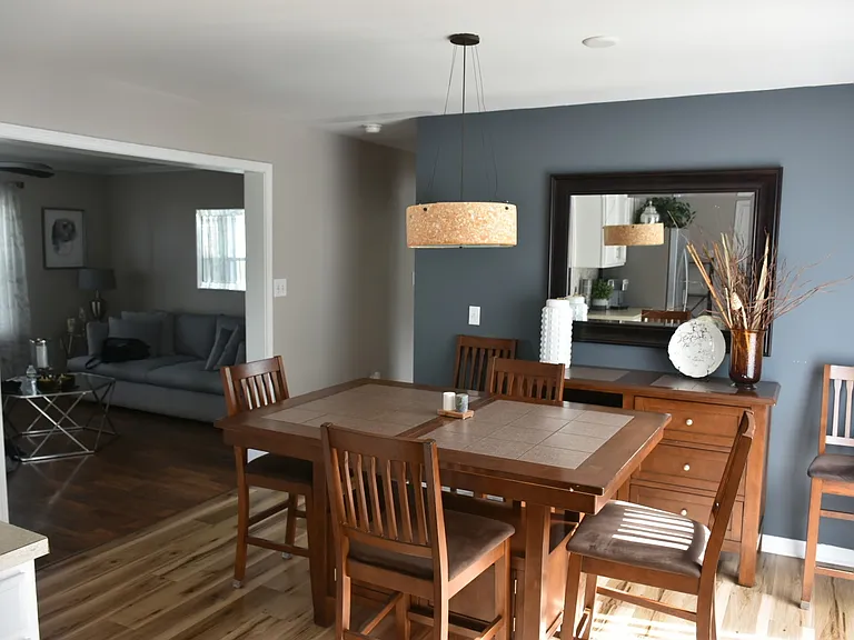 108 Mermaid Ln — Photo 4
