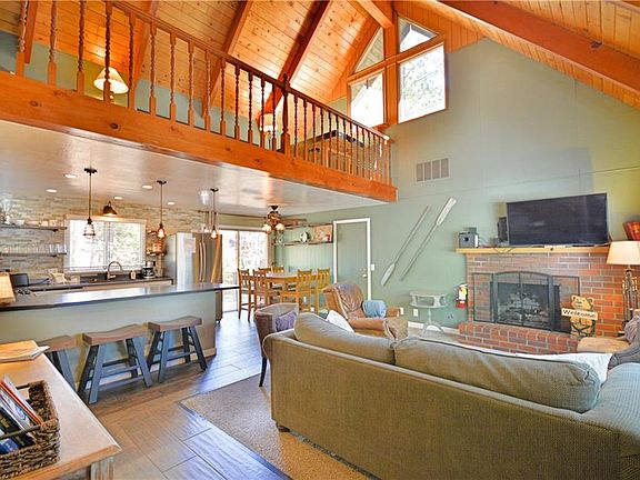 5th image of 41822 Chalet Ln