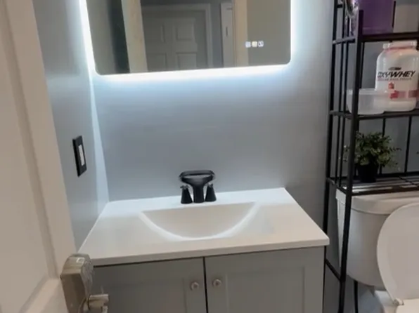 (undisclosed Address), Newark, NJ 07107