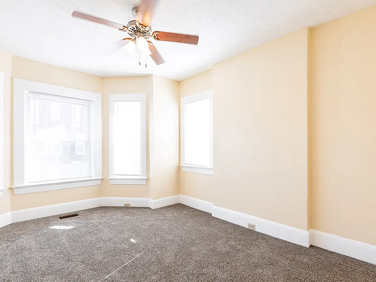 811 Lexington Ave #1 — Photo 7