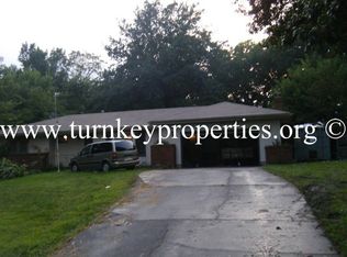 6730 James A Reed Rd, Kansas City, MO 64133