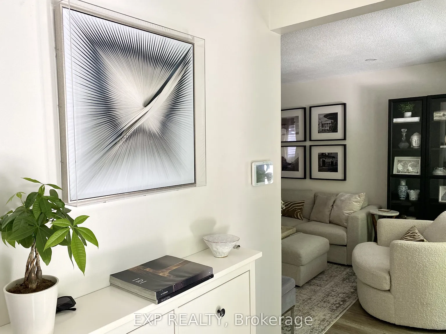 4 bed, $3,000 — Photo 2