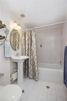 Rented by Evans Real Estate | media 19