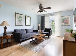 630 Sapodilla Ave #322, West Palm Beach, FL 33401