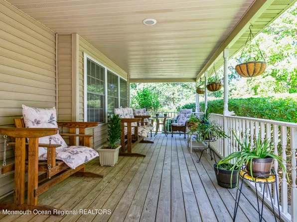 1721 Newark Avenue, Whiting, NJ 08759