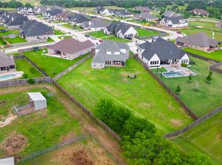 4233 Padova Cir, College Station, TX 77845
