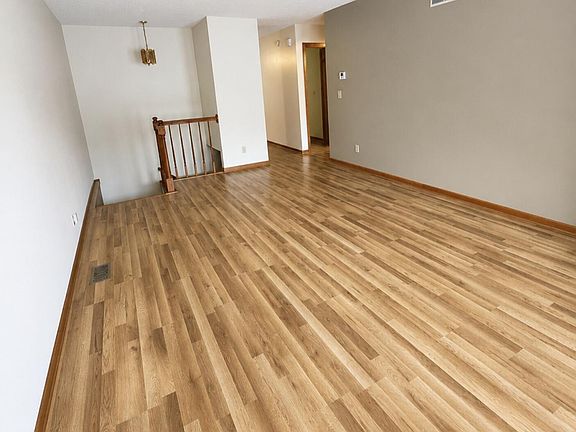 4th image of 239 S Bonnie Brook Dr #57