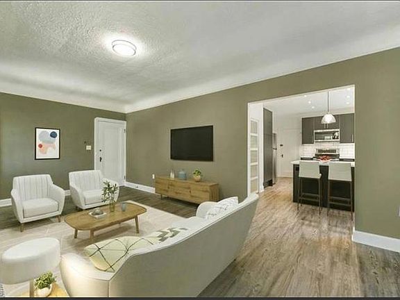 5th image of 1569 Parkwood Rd