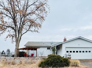 2940 Hillcrest Dr, Baker City, OR 97814