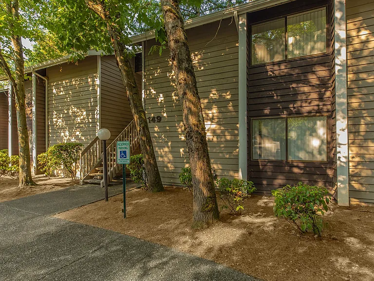 Pinewood Village Apartments — Photo 5