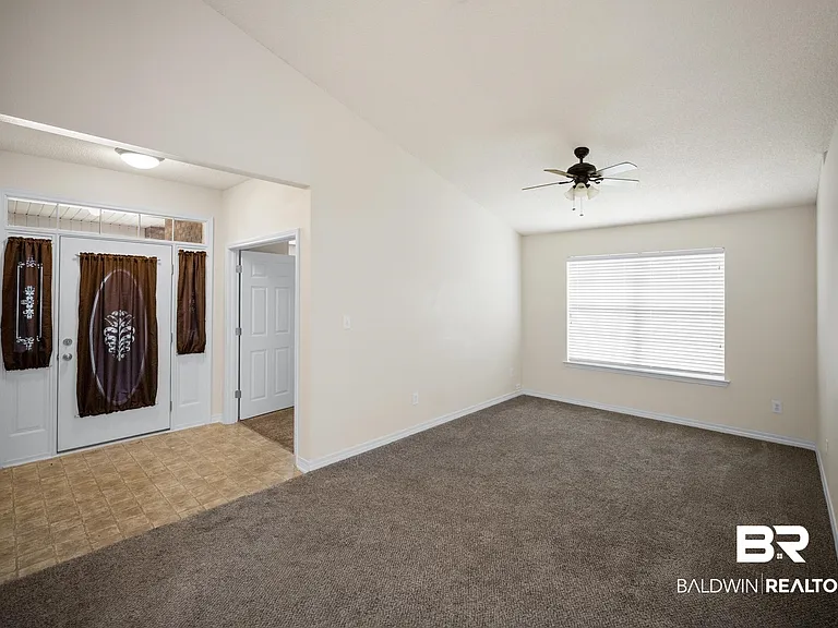13097 Concord Dr E — Photo 15