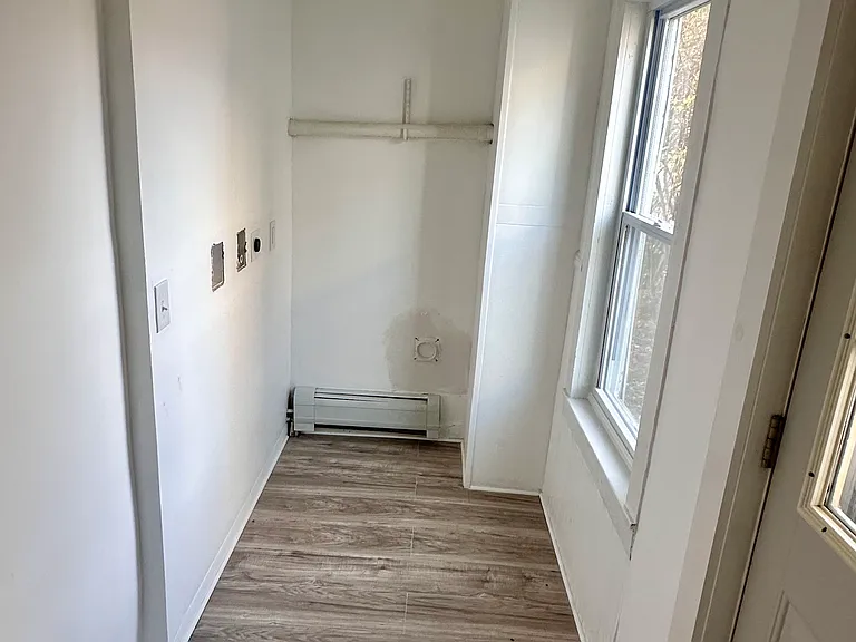380 Union St #2 — Photo 10