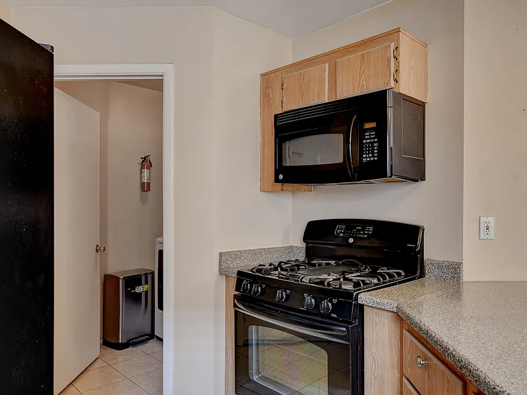 4101 Abrams Ave — Photo 11