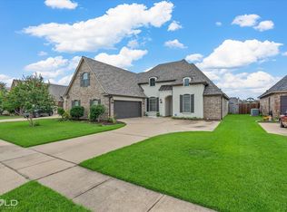 618 Bitter Pecan Dr, Bossier City, LA 71111