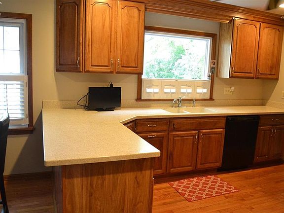 5th image of 3602 Plum Brook Cir