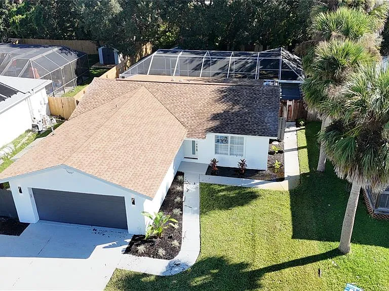 2261 S Flagler Ave — Photo 18
